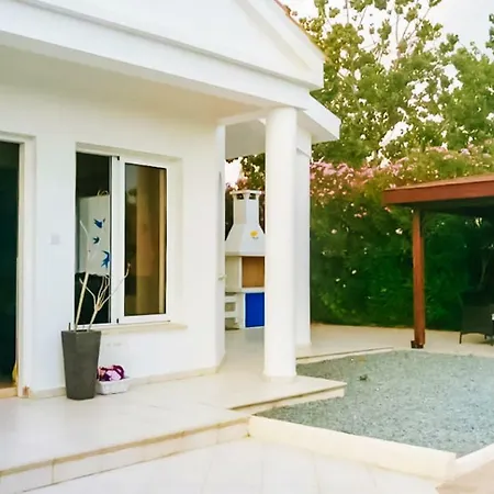 Coral Bay Dreams Villa Peyia